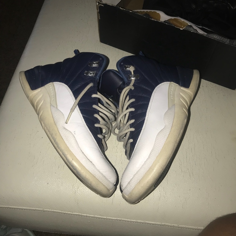 Jordan retro obsidian 12s